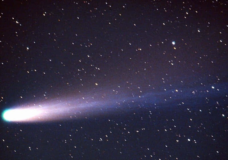 Comet Hunters